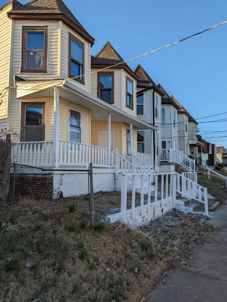 Slide of Fitz To The Fix