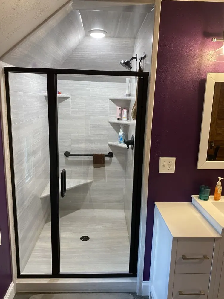 Slide of Five Star Bath Solutions of Bismarck