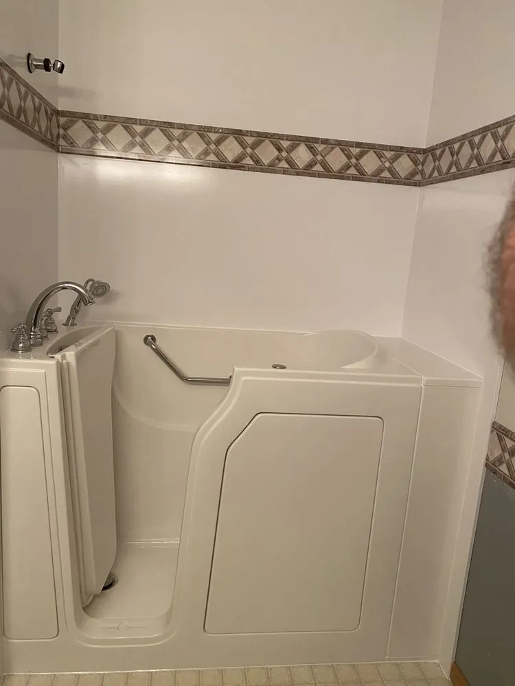 Slide of Five Star Bath Solutions of Bismarck