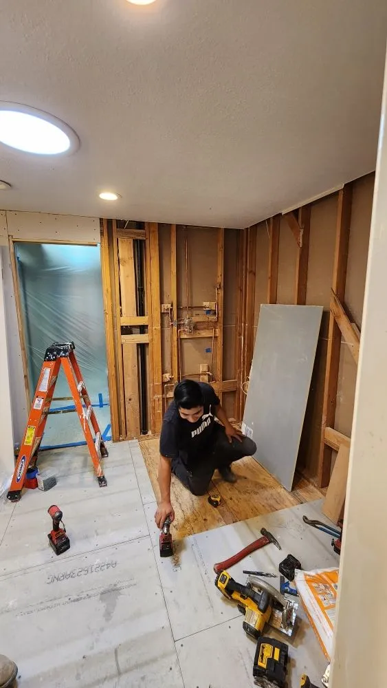 Slide of Five Star Costruction