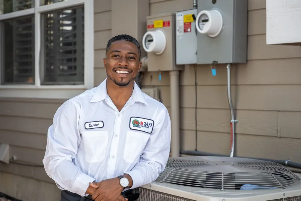 Slide of Fix-it 24/7