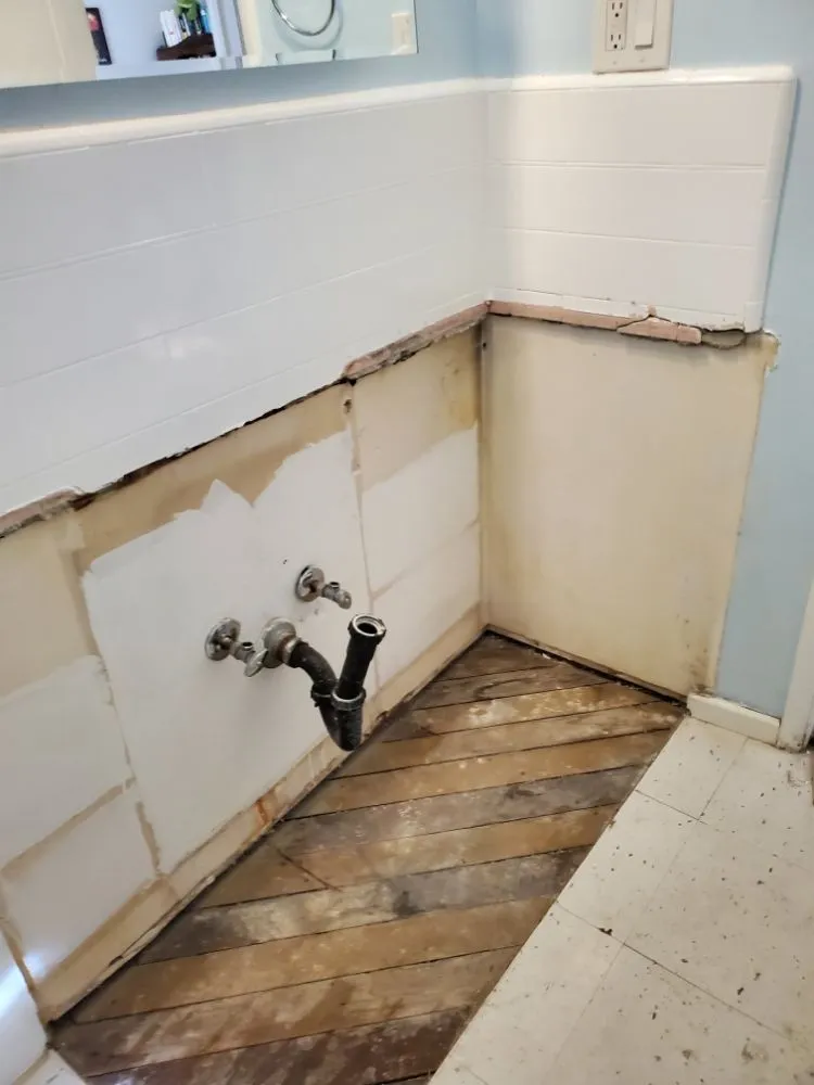 Affordable water heater service for homes in Reseda, CA by Fix It Handyman