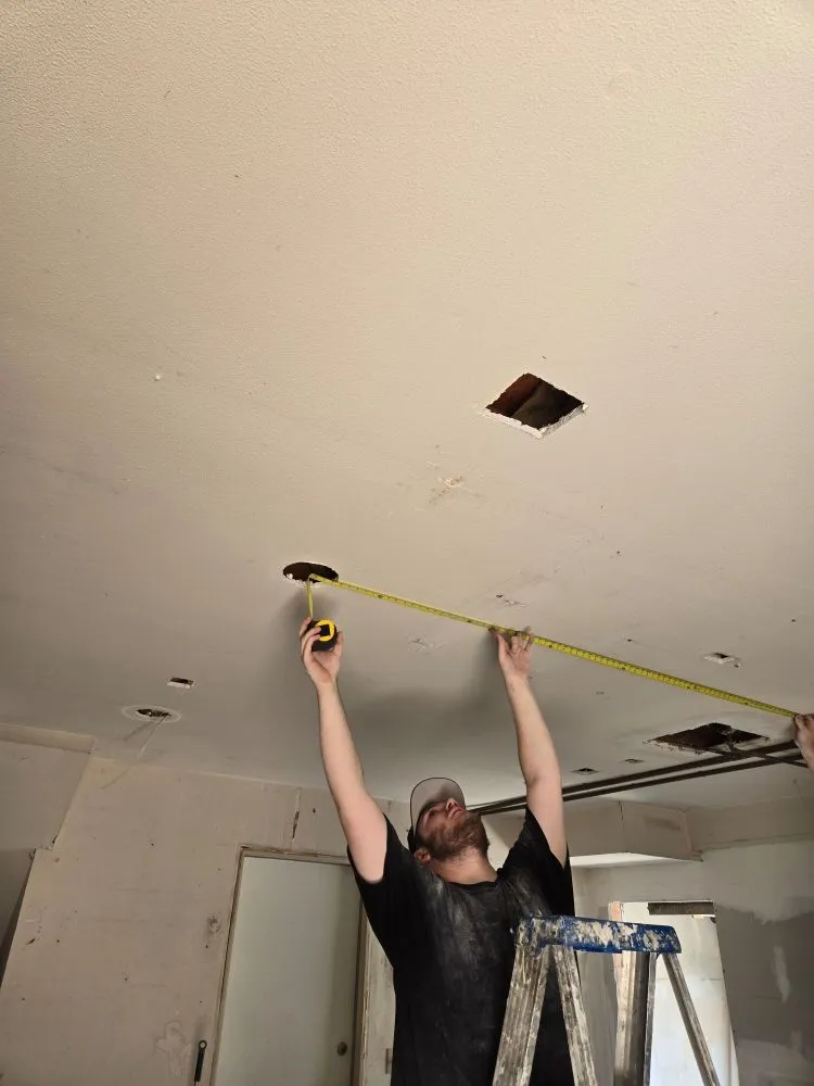 Reliable drain cleaning for homes in Reseda, CA by Fix It Handyman