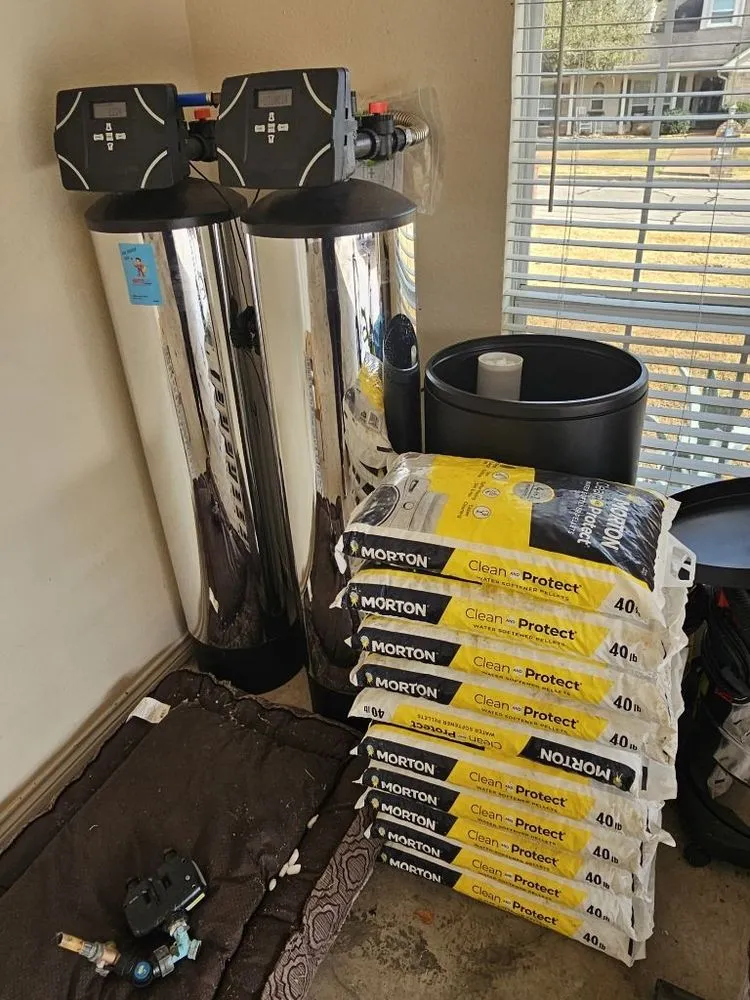 Slide of FIX IT! Services