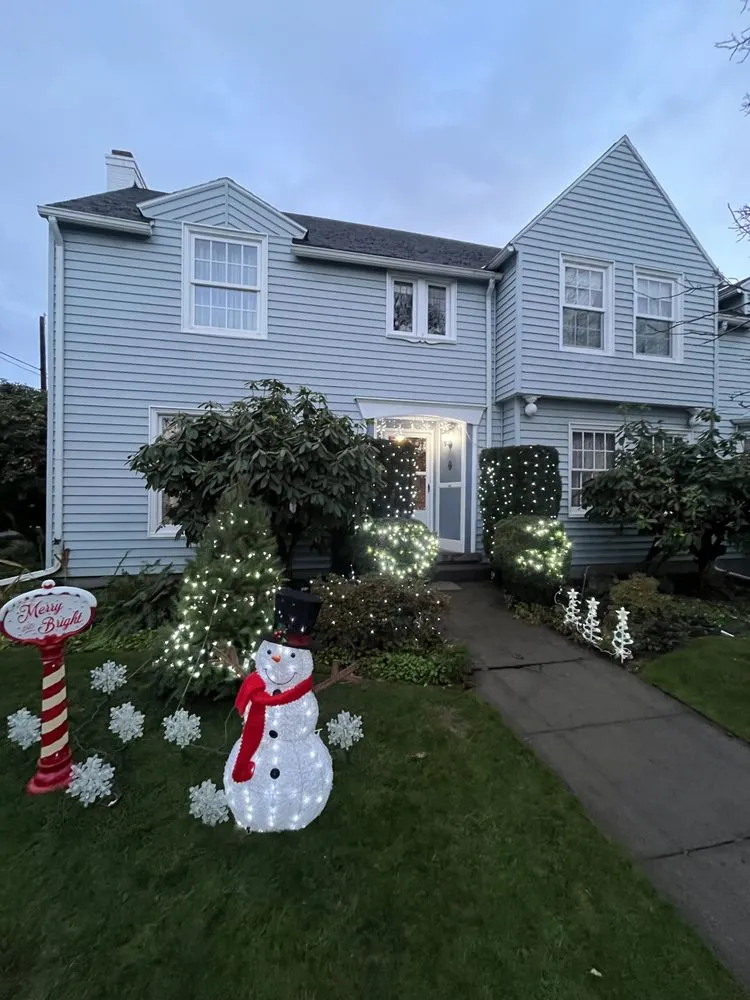 Slide of Fix It Trim It Landscaping