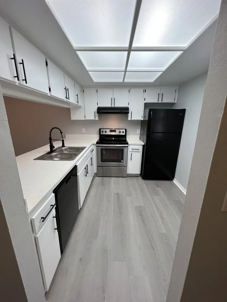 Slide of Fix Leader Handyman