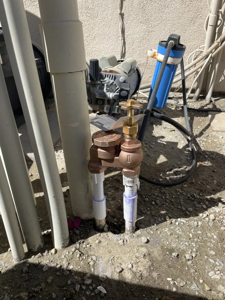 Quality water heater service service in La Quinta, CA - Fix Me Up Samour