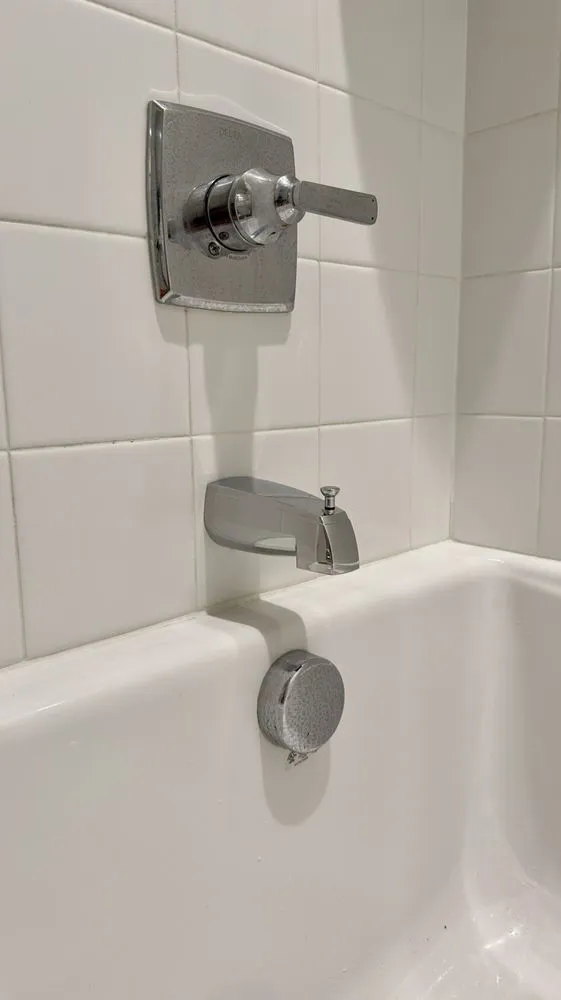 Slide of Fixi Handyman services