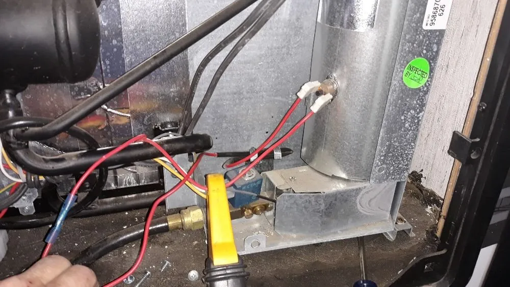 Slide of Fixin Dixon Mobile RV