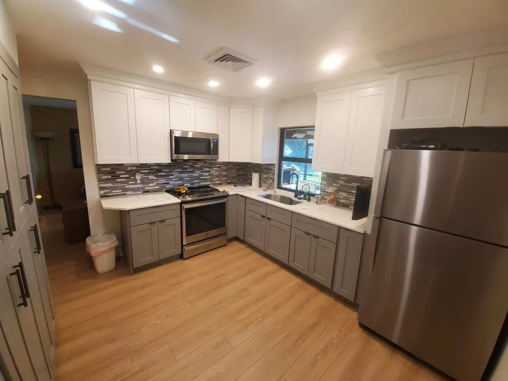 Slide of FixITRUs.com