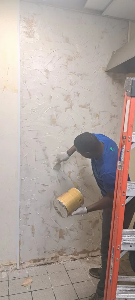 Slide of Fixmaster National Service