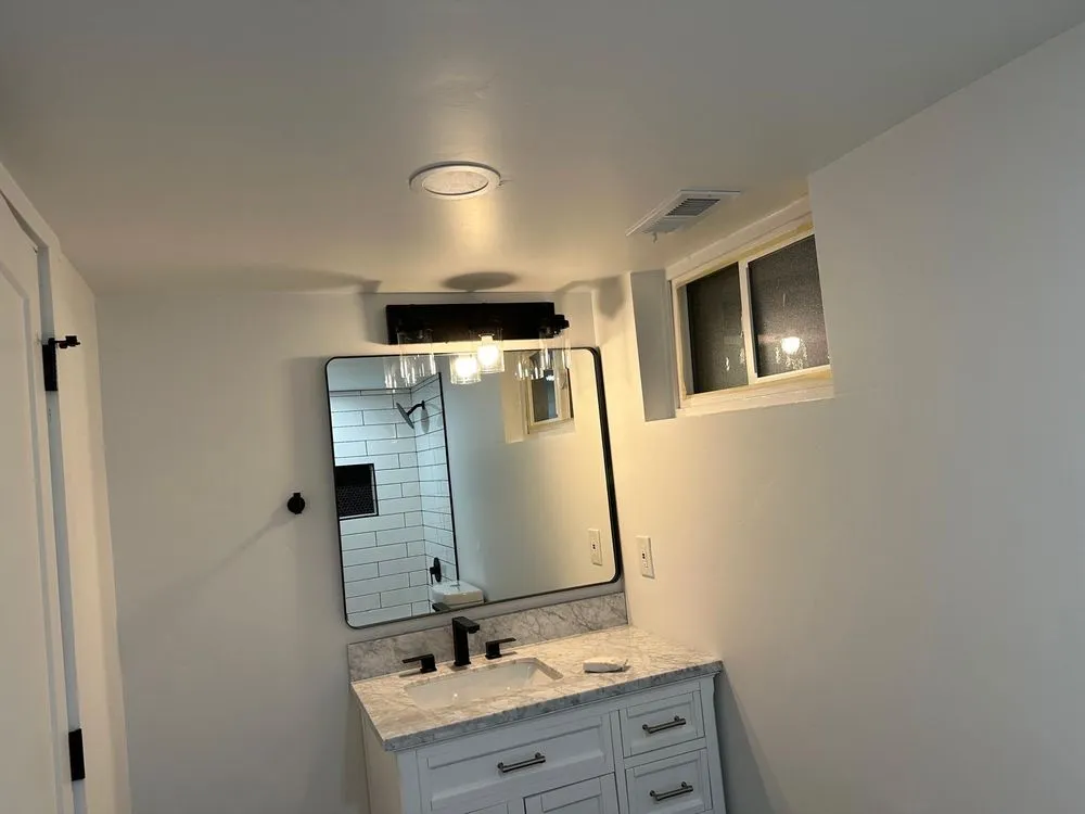 Slide of Flash Handy Man