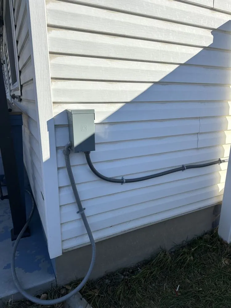 Slide of Flash Handy Man