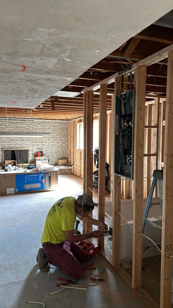 Slide of Flash Handy Man