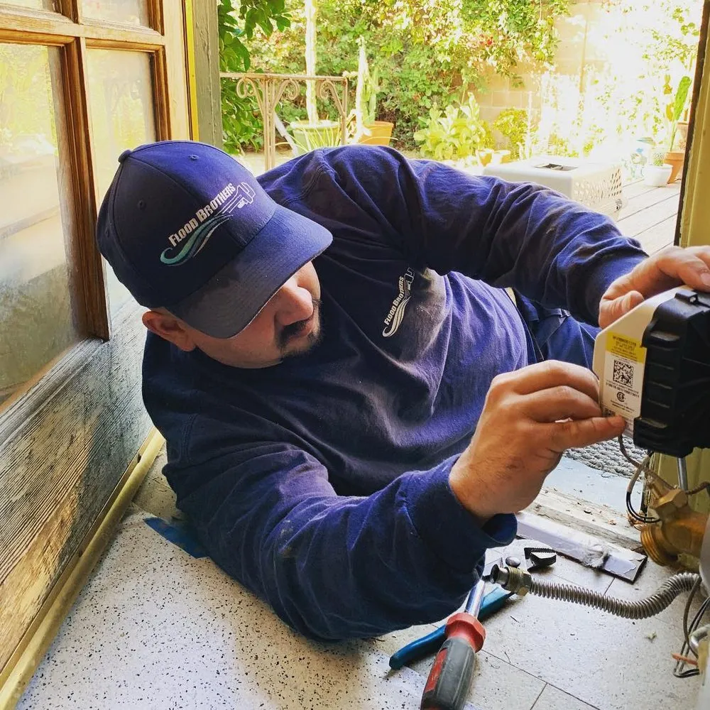 Slide of Flood Brothers Plumbing Thousand Oaks