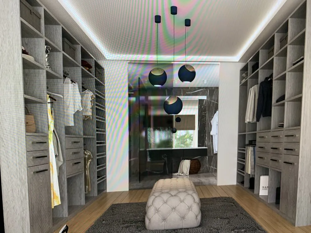 Slide of Floor to Ceiling Kitchen Design