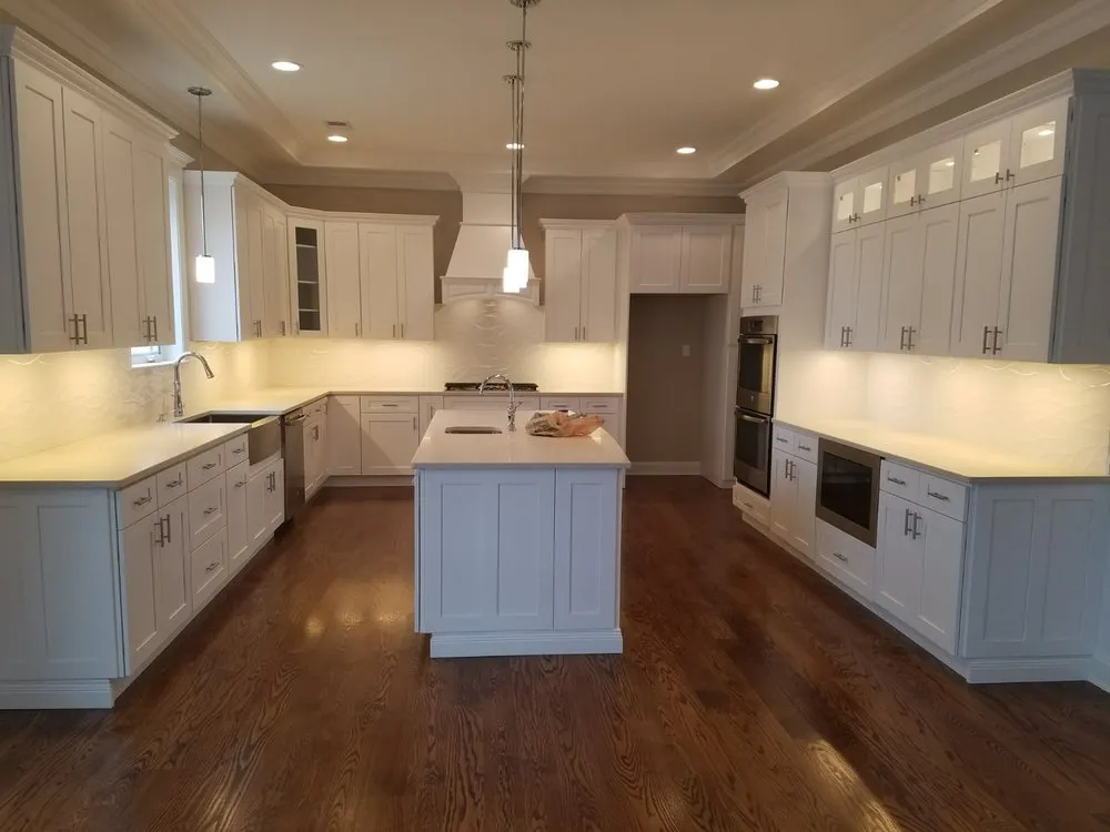 Slide of Floor to Ceiling Kitchen Design