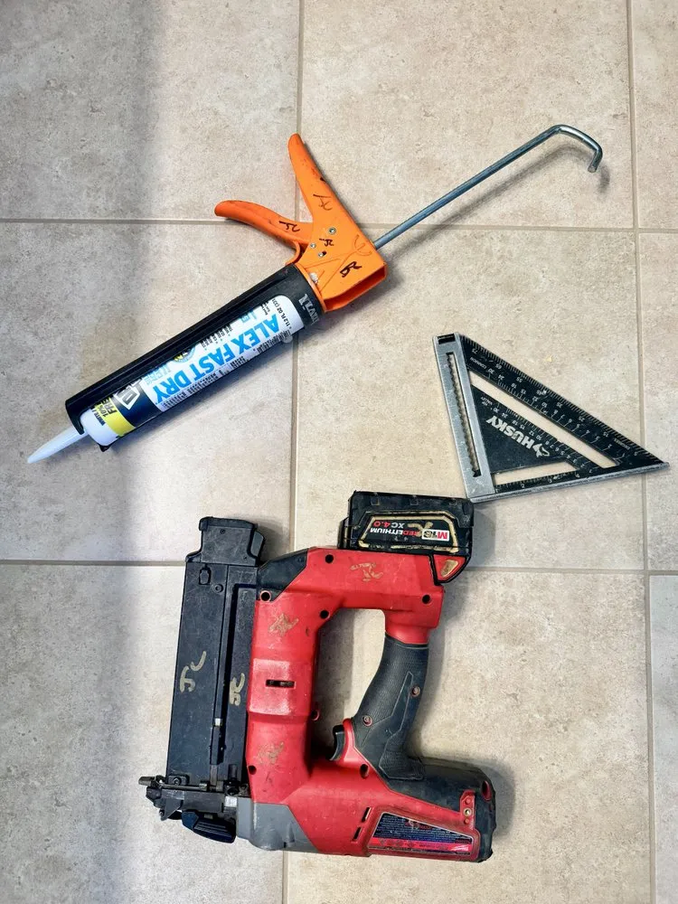 Slide of Flores Construction