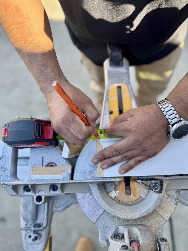 Slide of Flores Construction