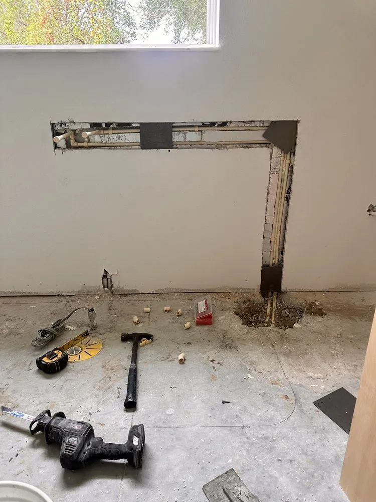 Slide of Flores plumbing