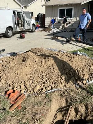 Flores Plumbing Logo