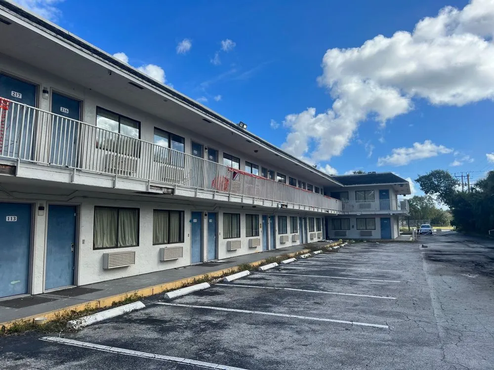 Top-rated leak detection experts serving Davie, FL - Florida Palm Construction