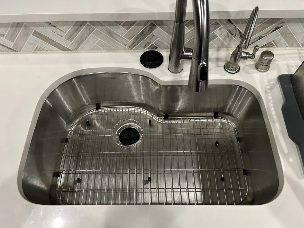 Slide of Florite Services