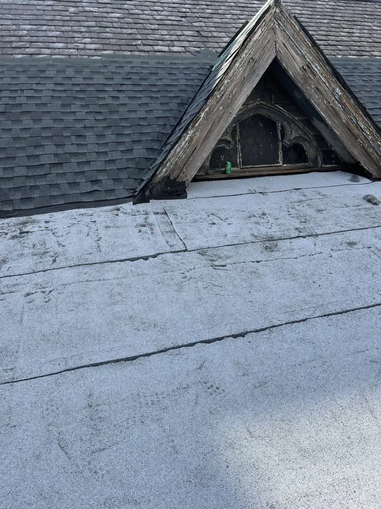 Slide of F&M Contractors