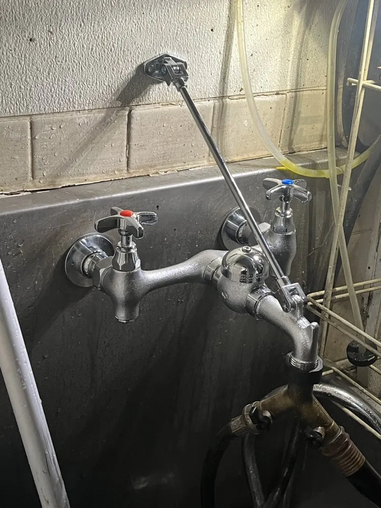 Slide of Focus Rooter and Plumbing