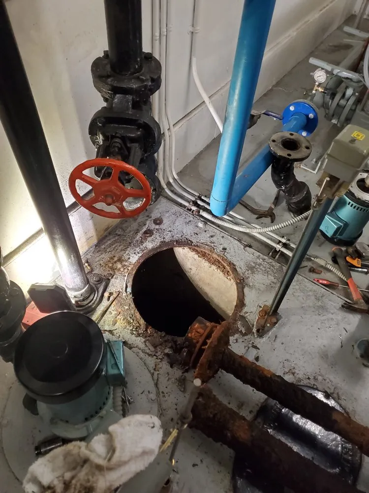 Slide of Focus Rooter and Plumbing