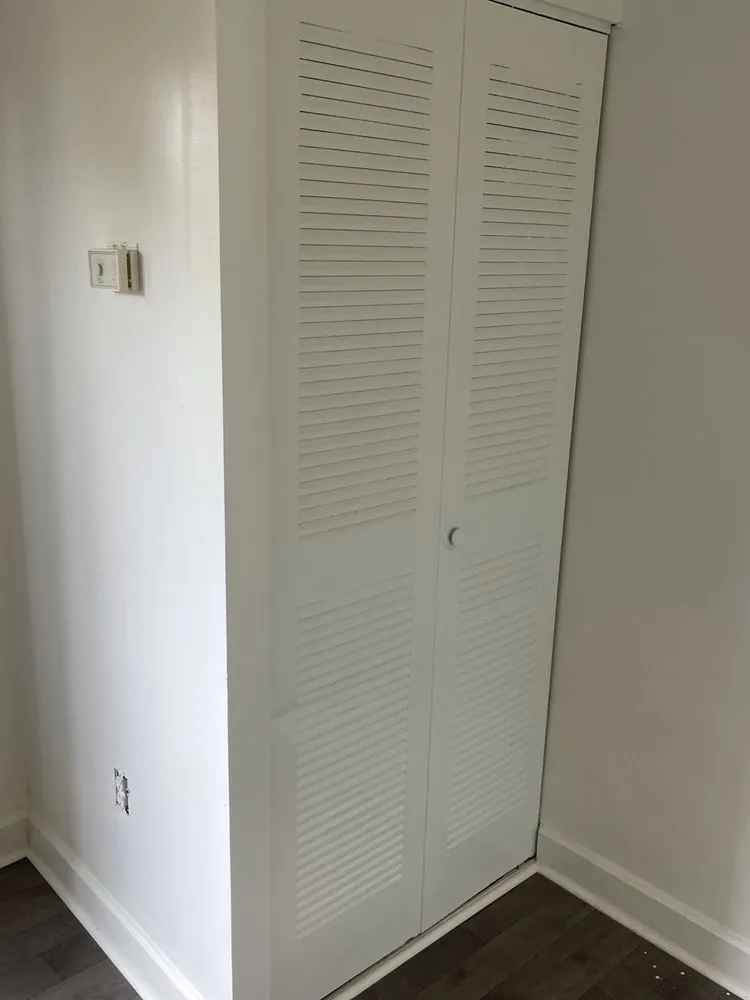 Slide of Foreign Brothers