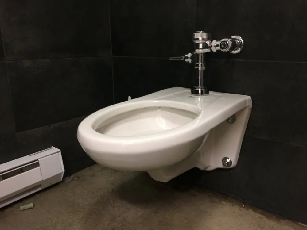 Slide of Foster Ave 24/7 Plumbing