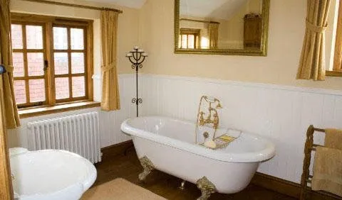 Slide of Four Towns Plumbing