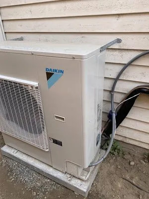 Fox Plumbing & Heating Logo