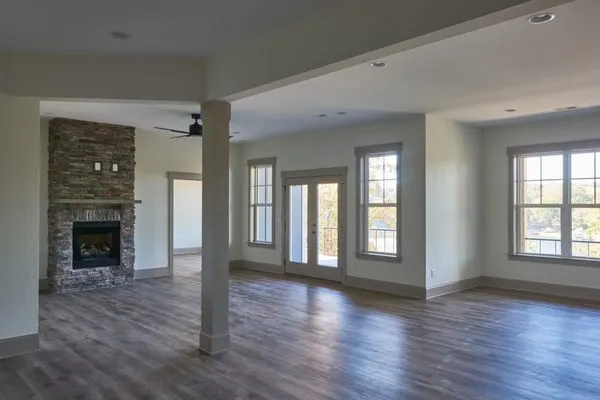 Francis Home Remodeling Services Logo