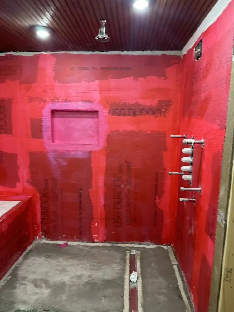 Slide of Francisco Handyman