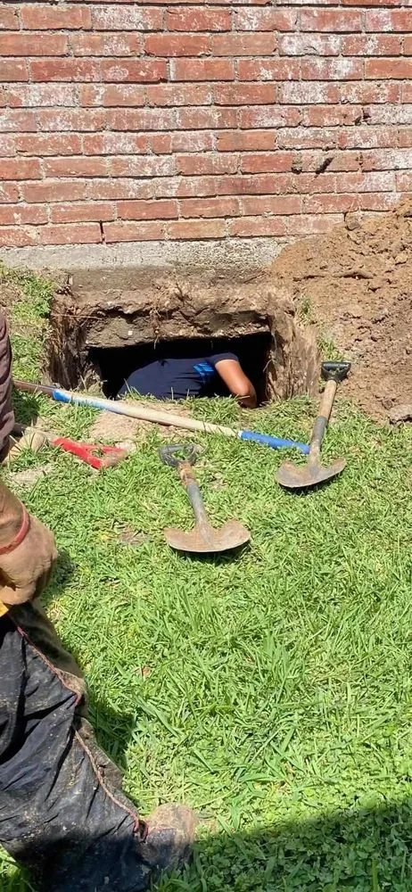 Slide of Franco's Hydro Jet Services