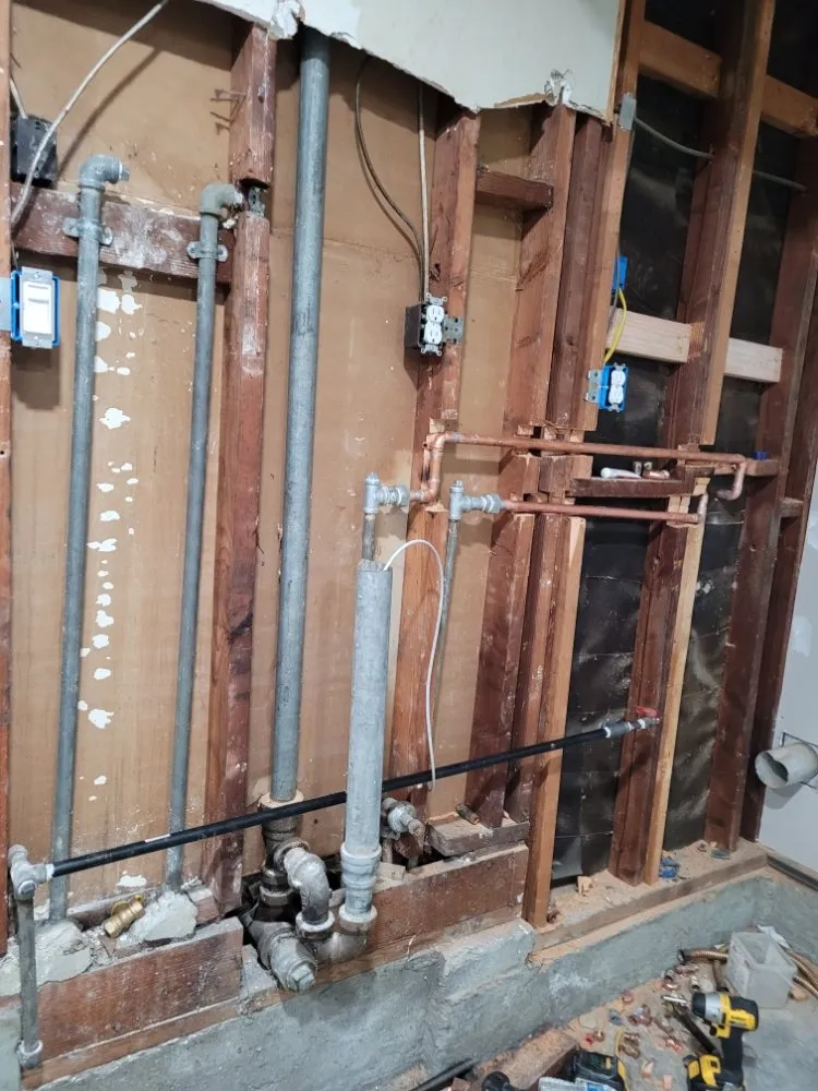 Expert pipe repair experts serving Hacienda Heights, CA - Frankie the Handyman