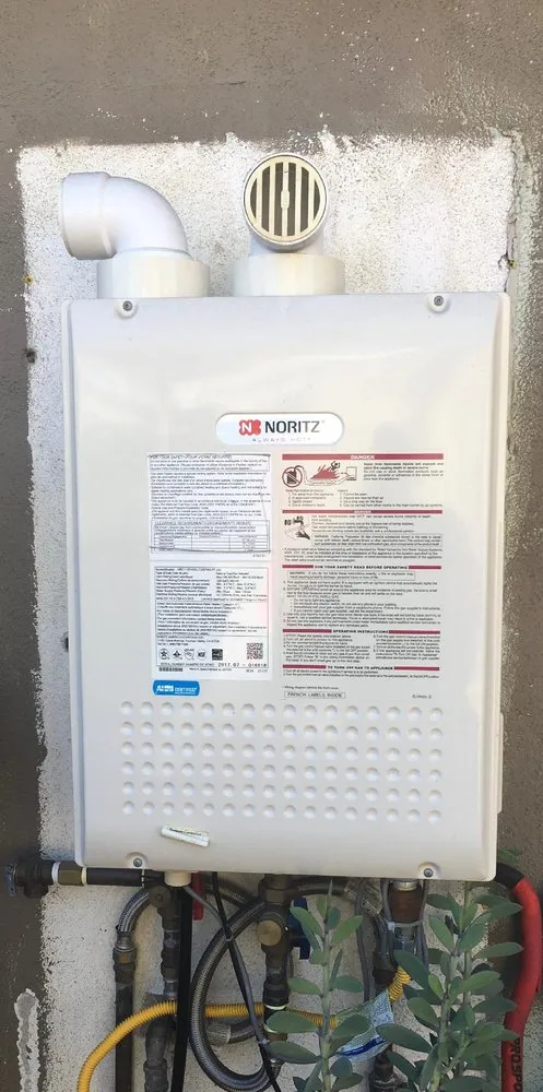 Emergency water heater service for homes in Long Beach, CA by Frans Plumbing