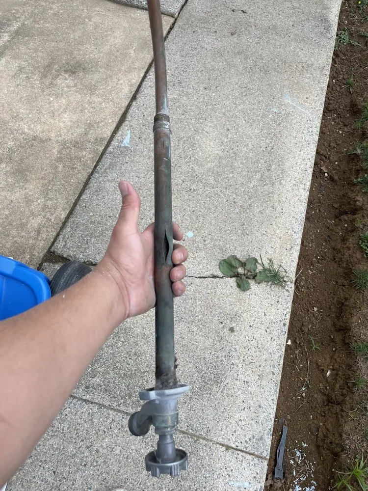 Slide of Frechas Plumbing Services