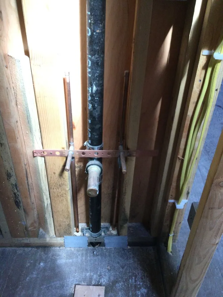 Slide of Freddy Garcia Plumbing