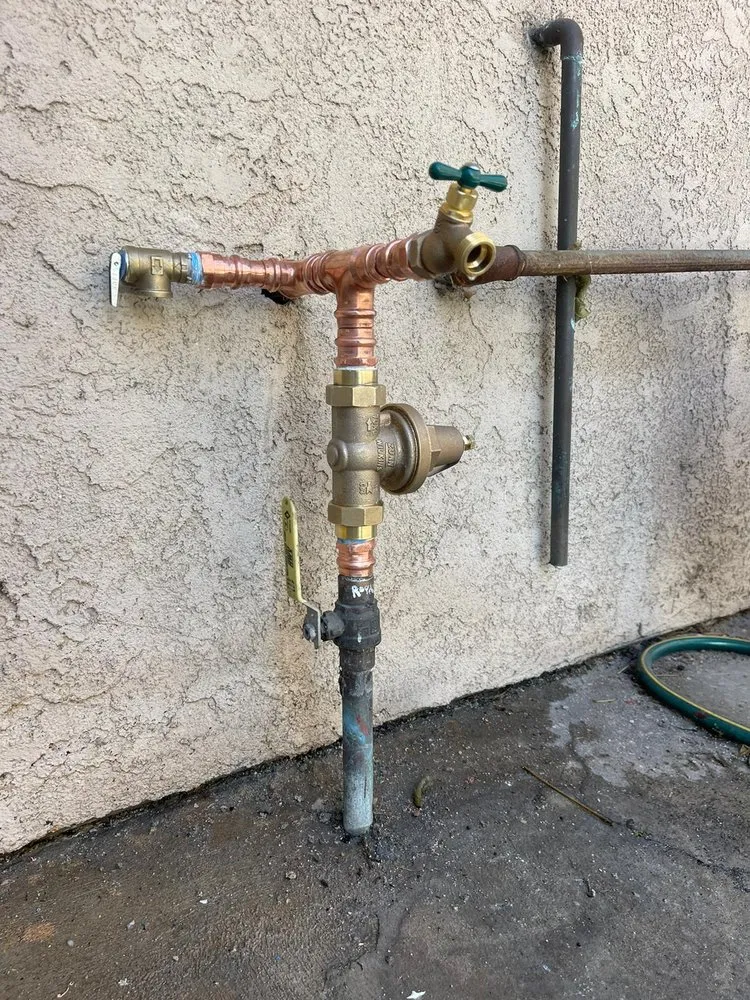 Slide of Free Flo Rooter & Plumbing