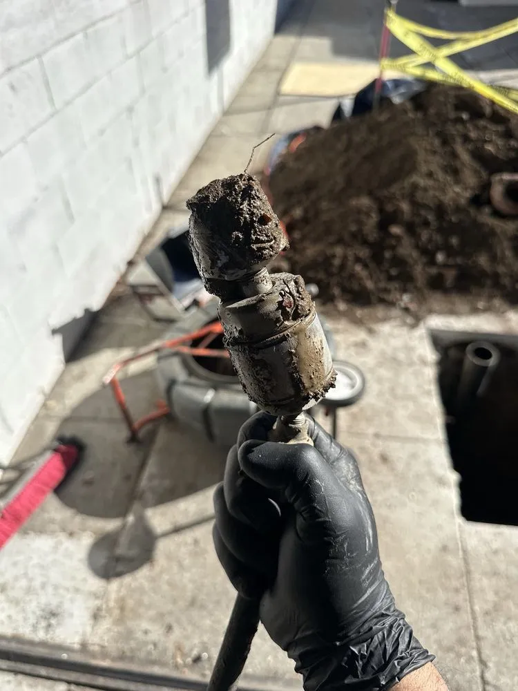 Slide of Free Flo Rooter & Plumbing