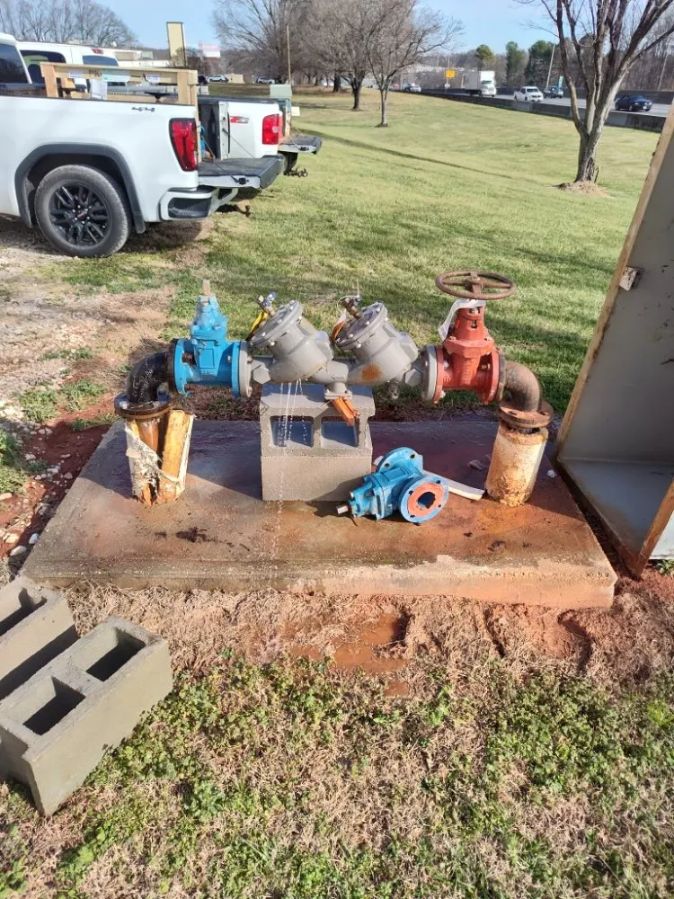 Slide of Freeman Contractor