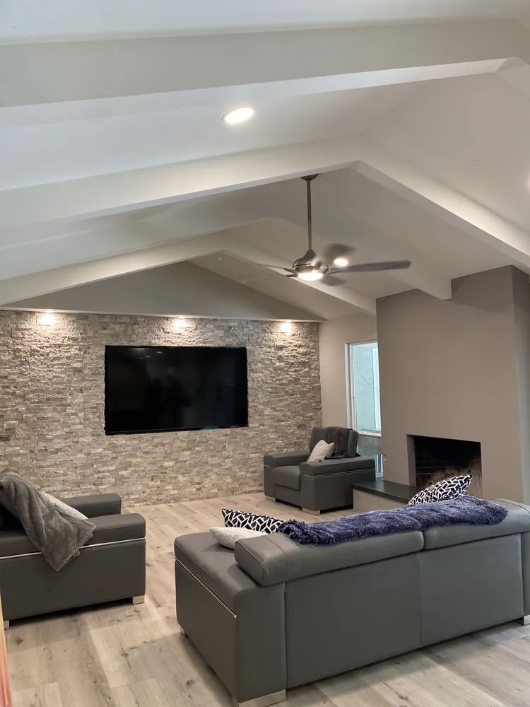 Slide of Fresno Sierra Contractors