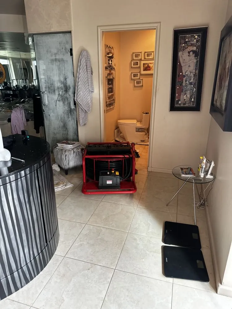 Emergency water heater service in Tuscon, AZ by Frias Plumbing Services