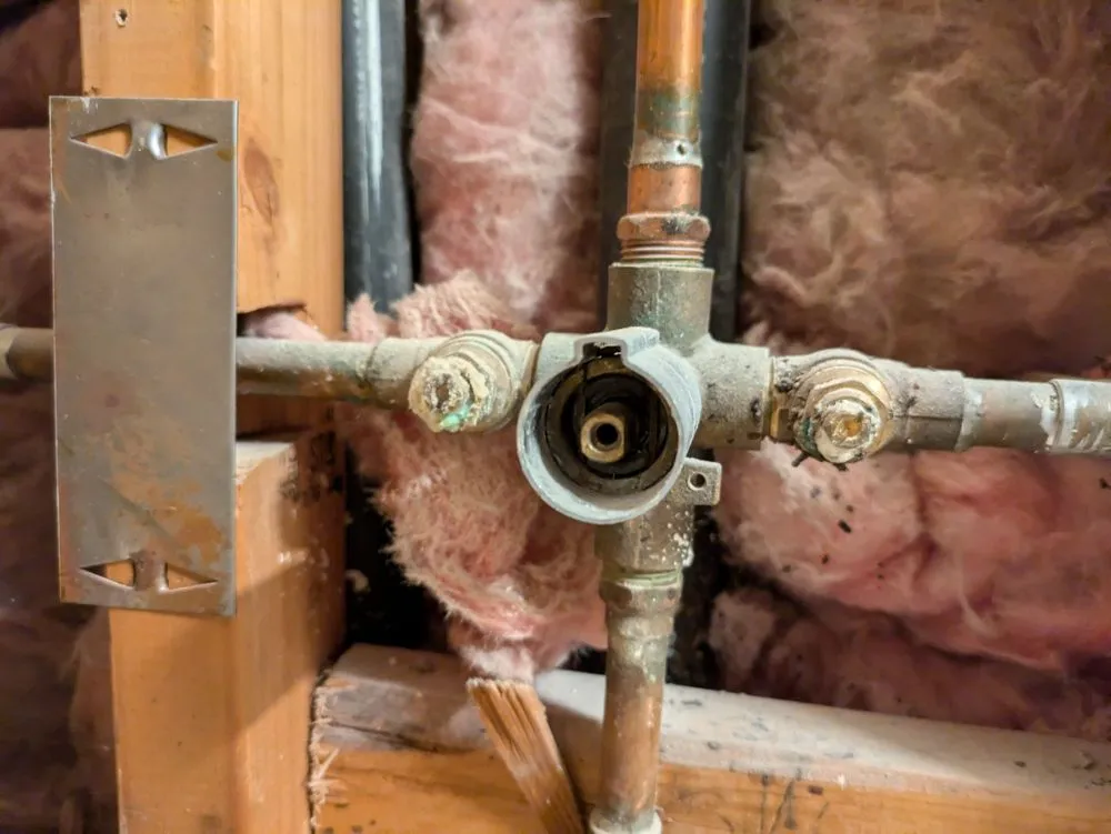 Emergency emergency plumbing for homes in Tuscon, AZ by Frias Plumbing Services