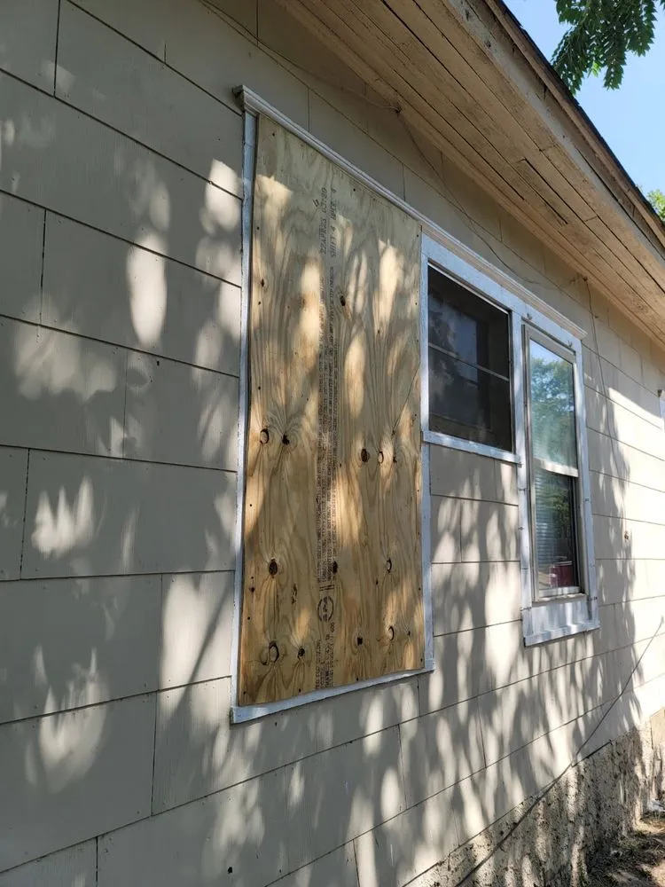 Slide of Friendly Handyman