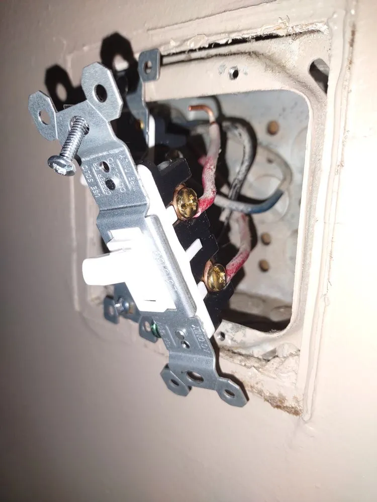 Slide of Frison Maintenance Service