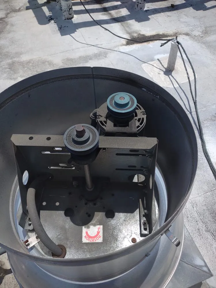 Slide of Frison Maintenance Service